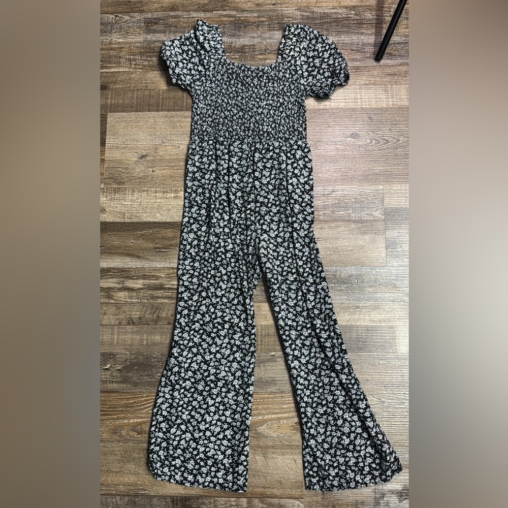 Art Class Floral Smocked Romper / Jumpsuit – Girls Size 8